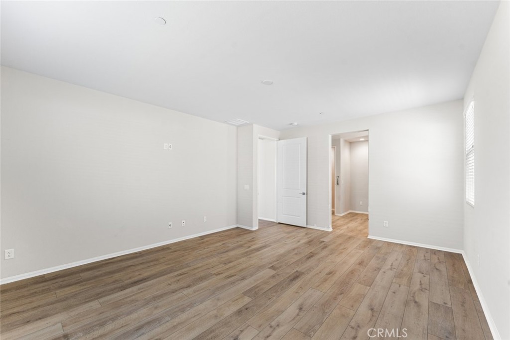 2107 Helconia Court Property Photo 24