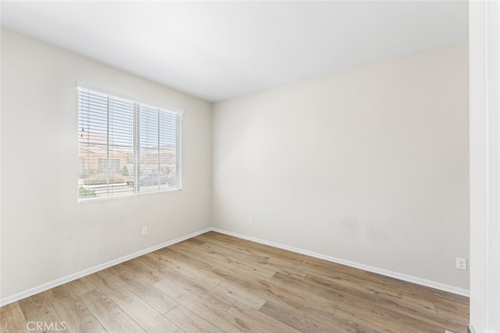 2107 Helconia Court Property Photo 32