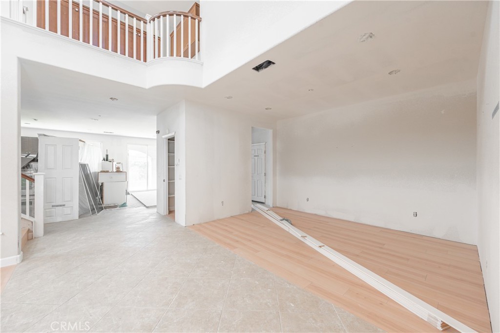 29276 Discovery Ridge Property Photo 4