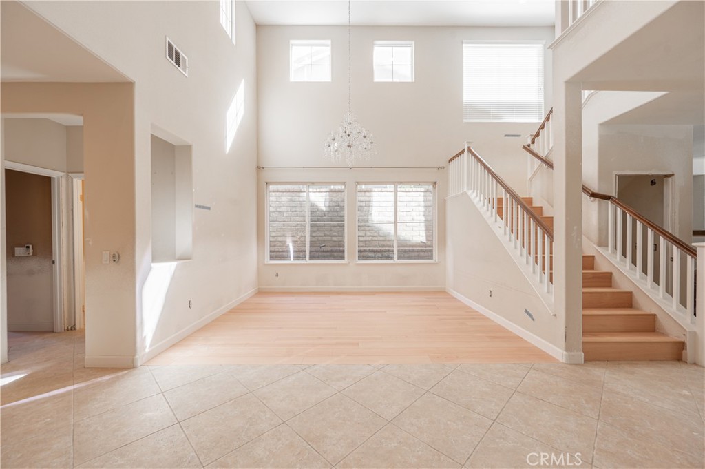 29276 Discovery Ridge Property Photo 8