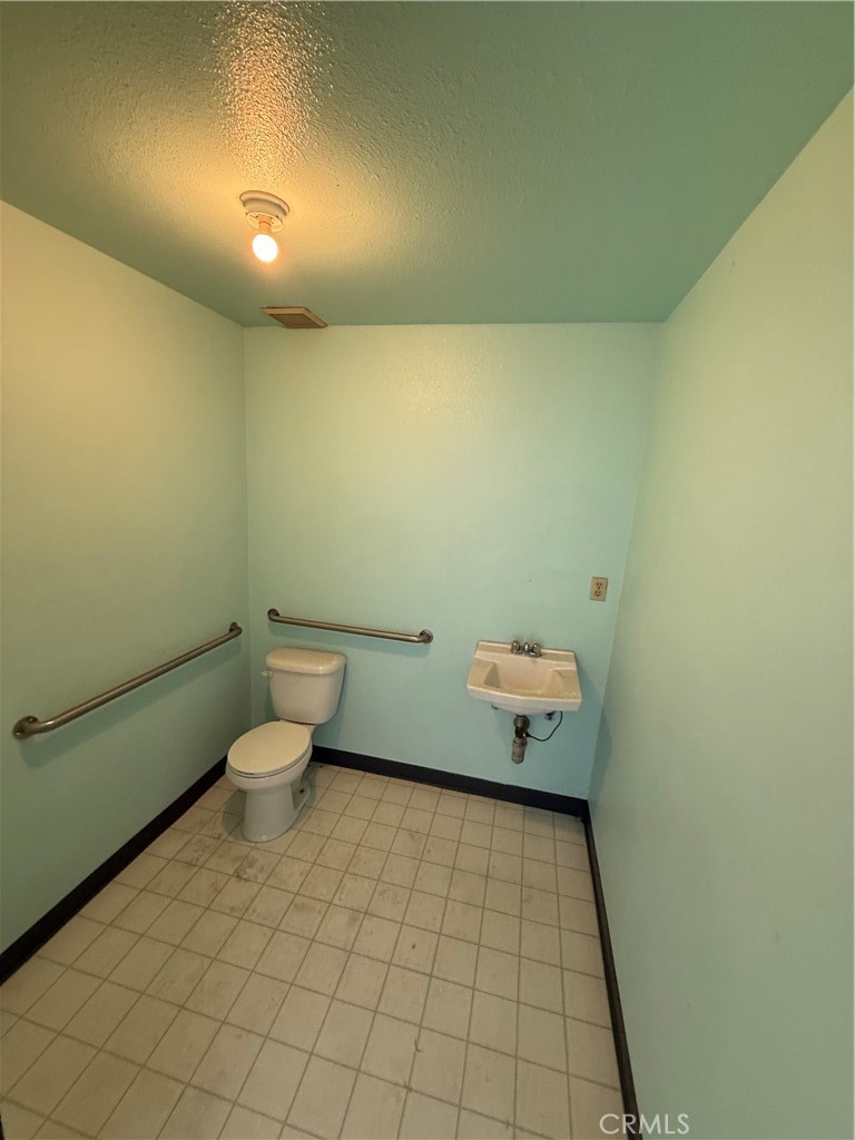 12734 Branford Property Photo 5