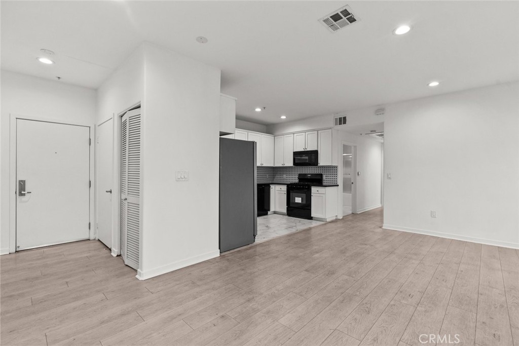 6320 Beck Avenue Property Photo 7