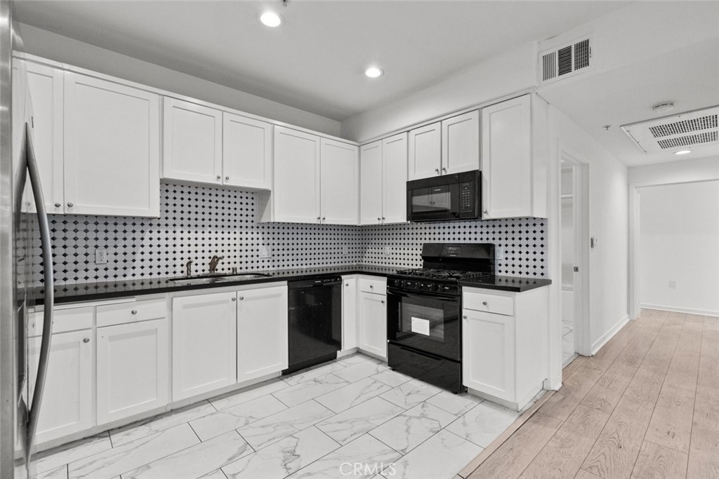 6320 Beck Avenue Property Photo 14