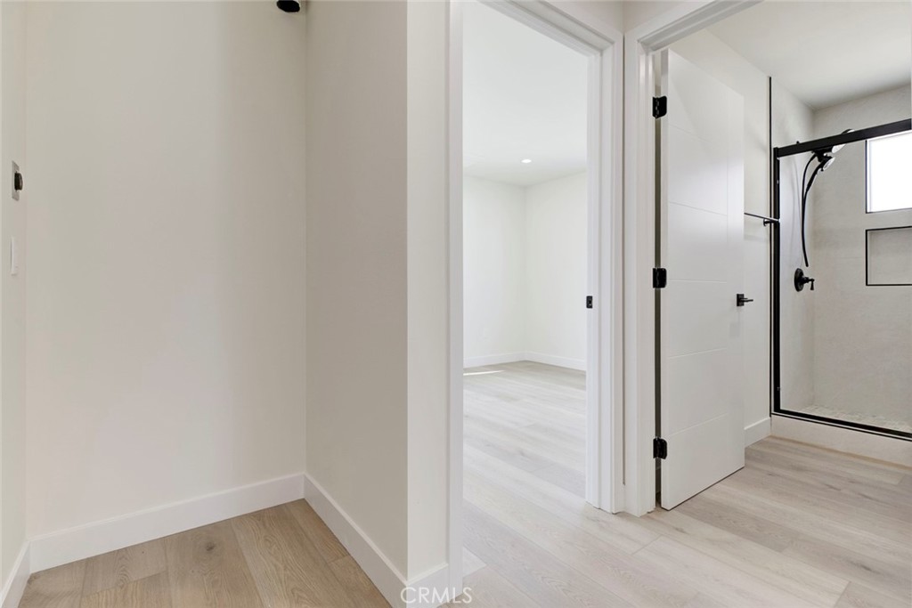 1070 Allen Avenue C Property Photo 13