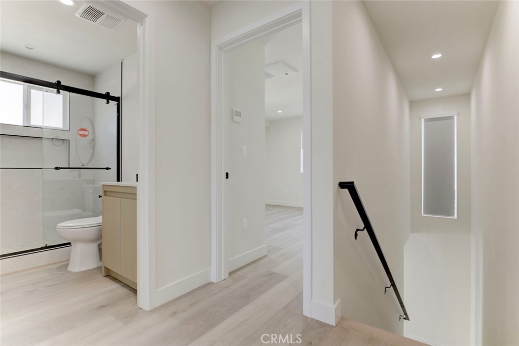 1070 Allen Avenue C Property Photo 15