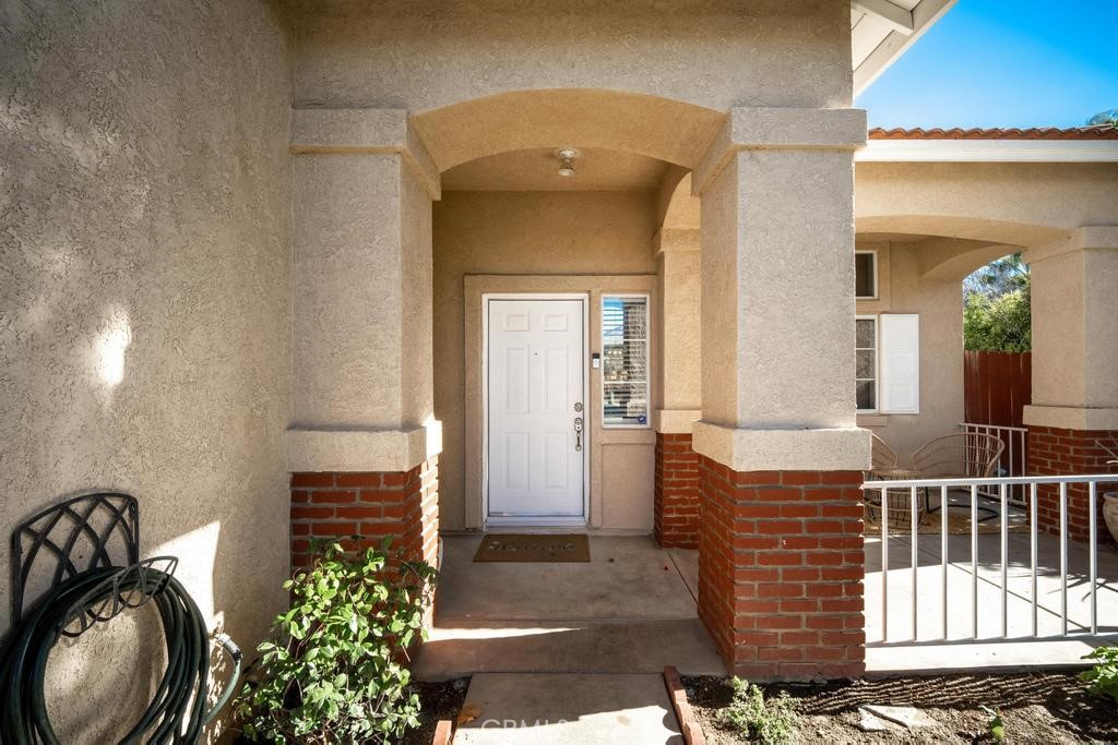 45664 Balmoral Court Property Photo 2