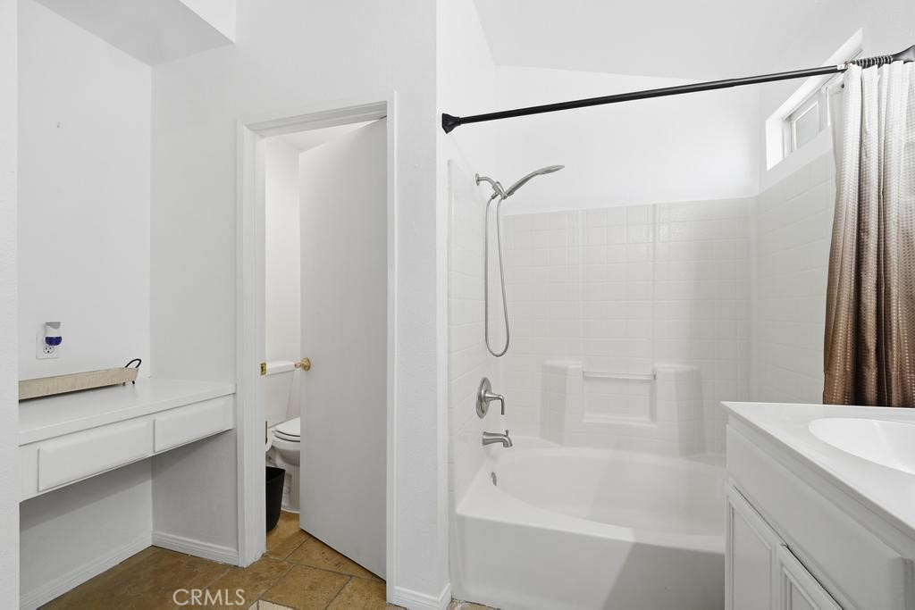 45664 Balmoral Court Property Photo 25