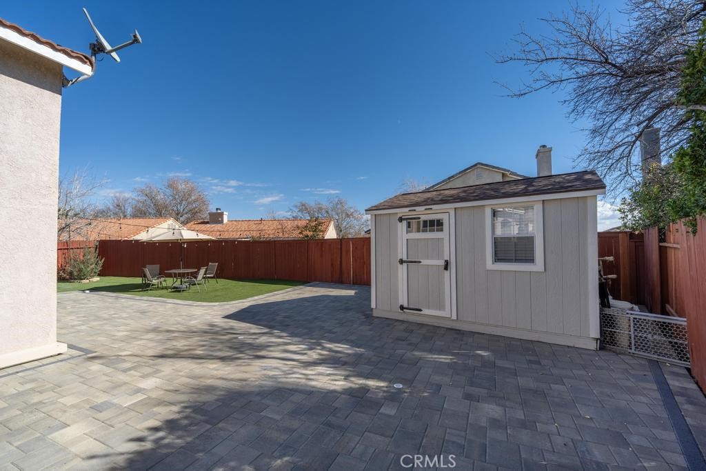 45664 Balmoral Court Property Photo 28