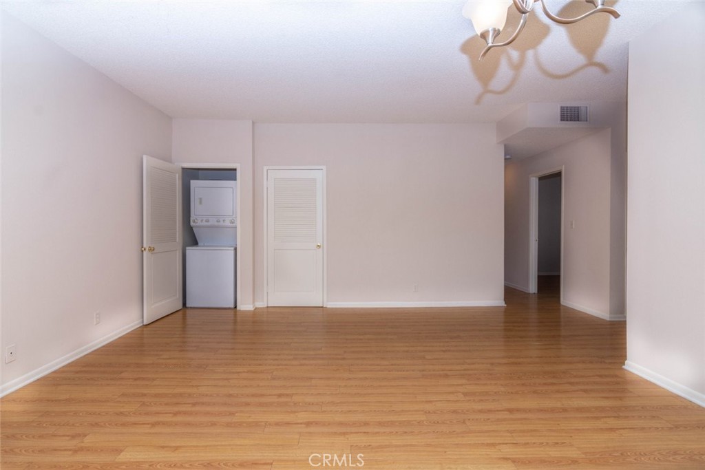 404 Lincoln Avenue Property Photo 10