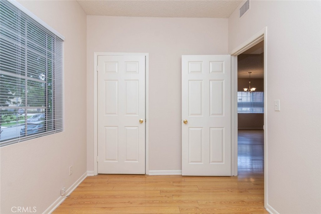 404 Lincoln Avenue Property Photo 13
