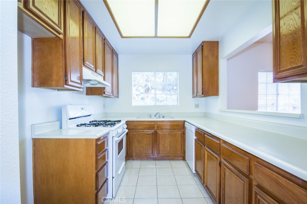 404 Lincoln Avenue Property Photo 24