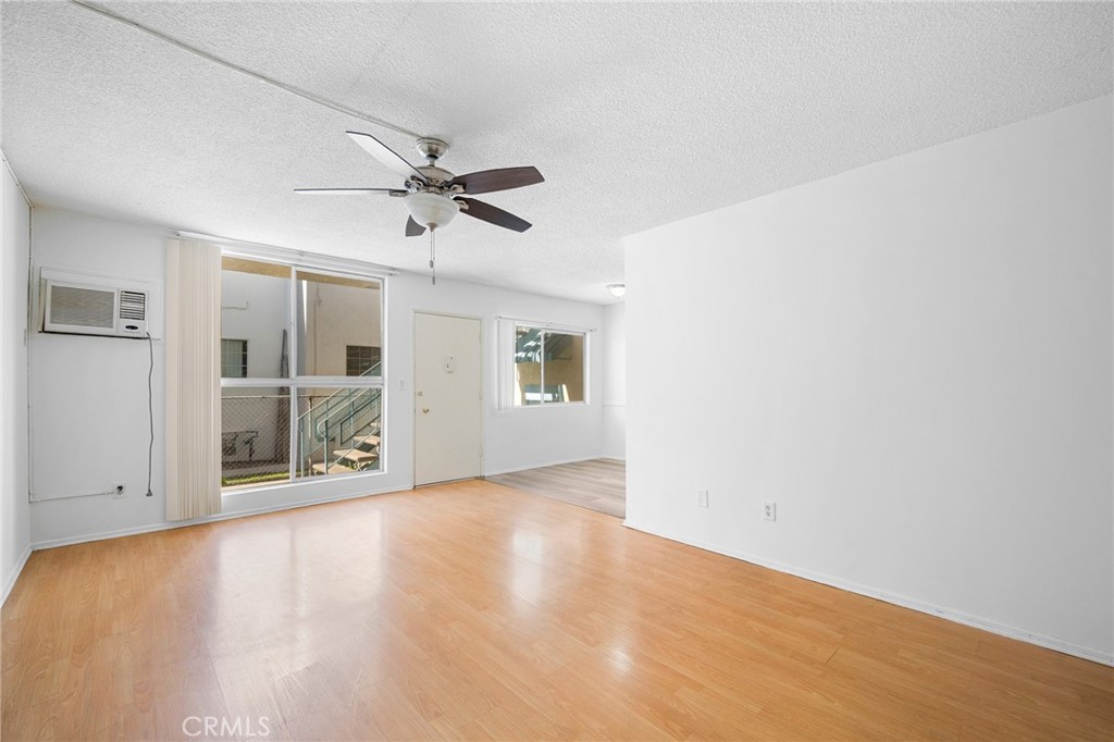 208 E Chevy Chase Drive 1 Property Photo 5