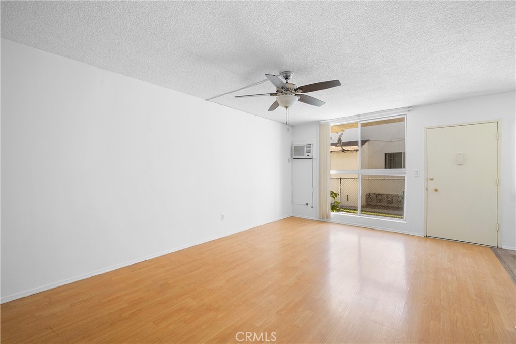 208 E Chevy Chase Drive 1 Property Photo 6