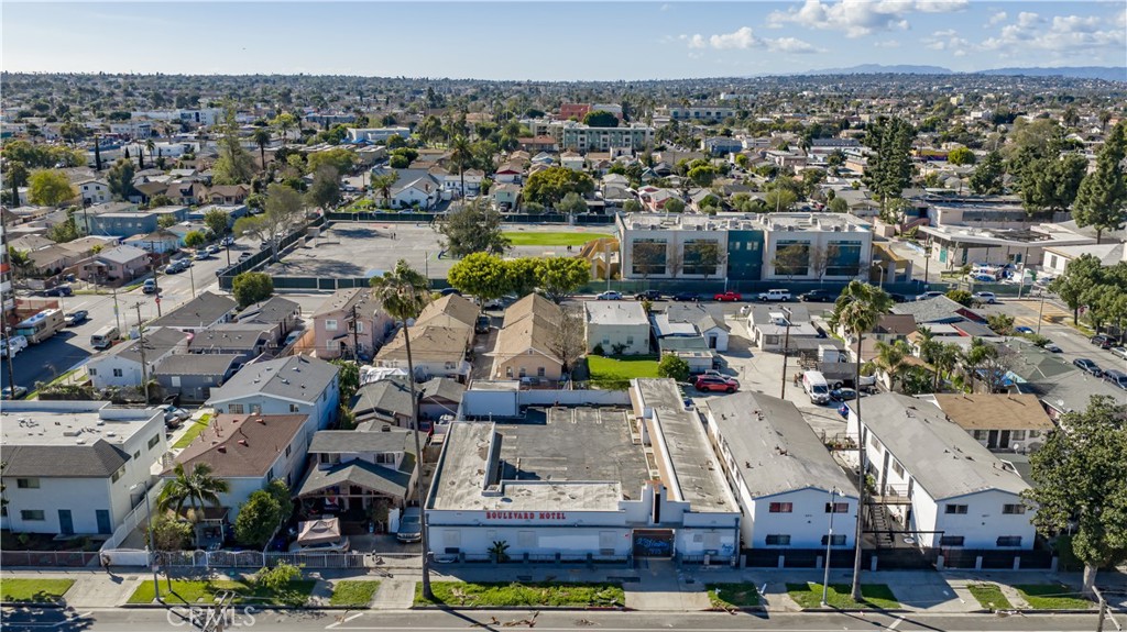 6919 S Figueroa Property Photo 10