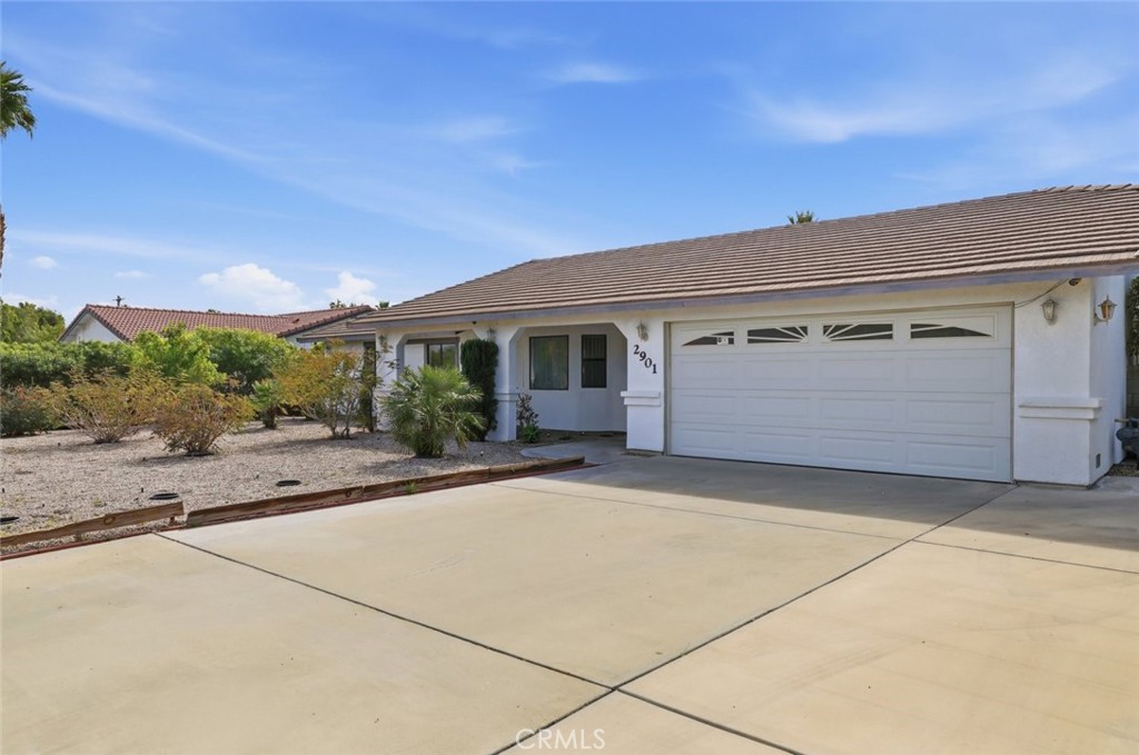 2901 E Via Escuela Property Photo 2