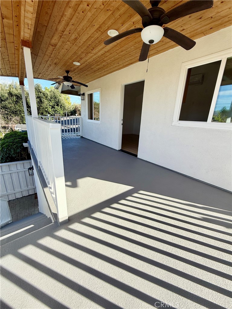 20407 Strathern 20411 Property Photo 2