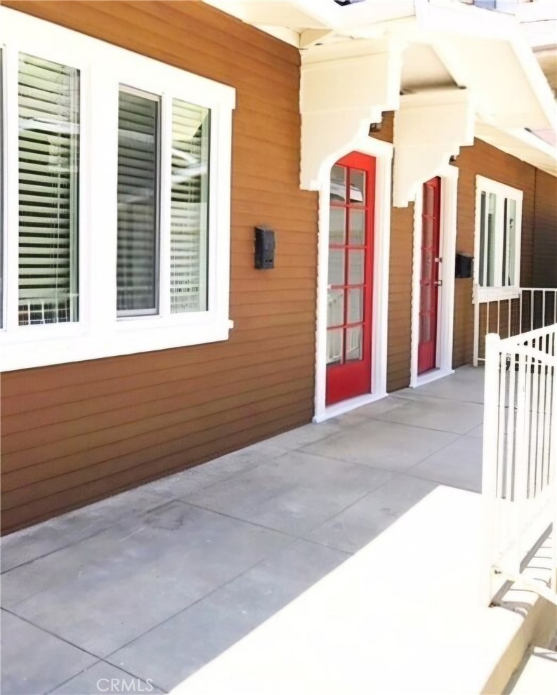 328 W California Property Photo 6