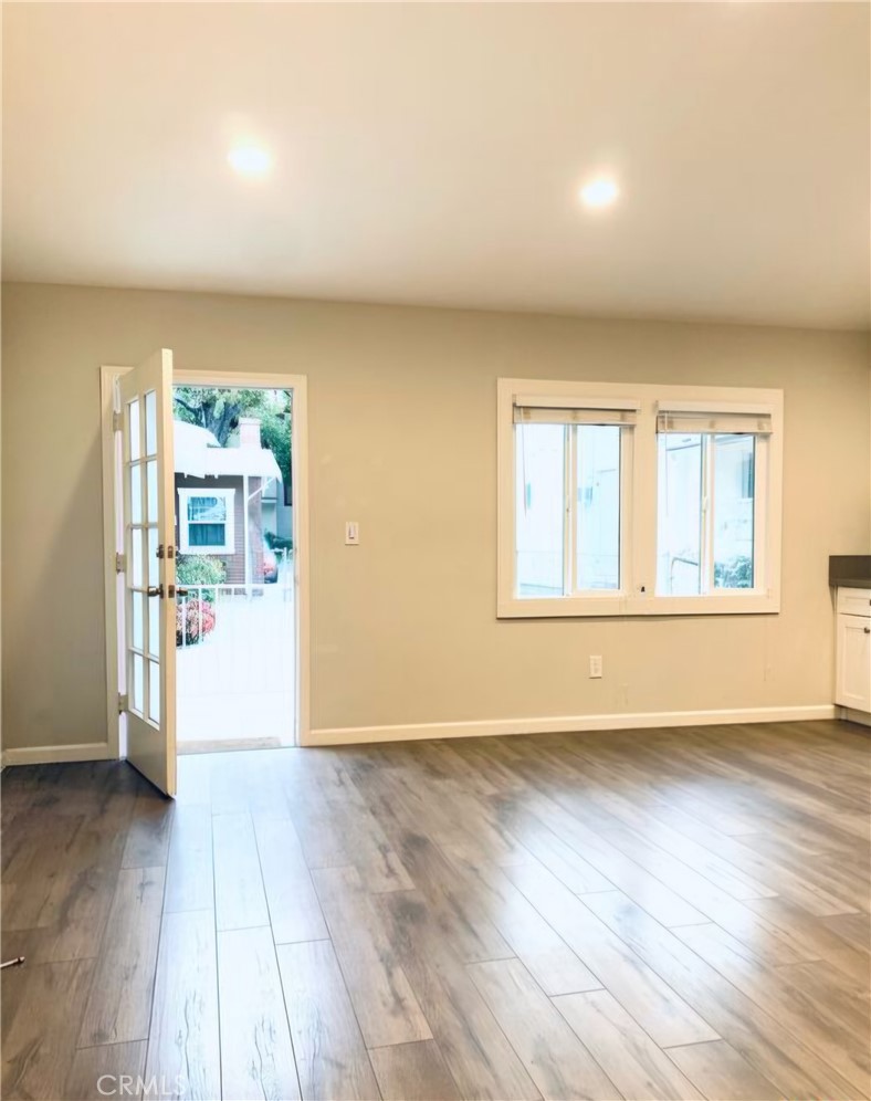 328 W California Property Photo 10