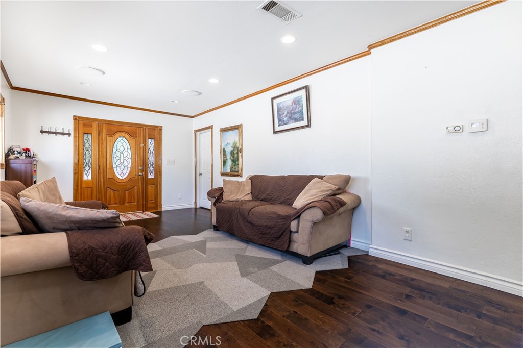 11203 Sheldon Street Property Photo 10