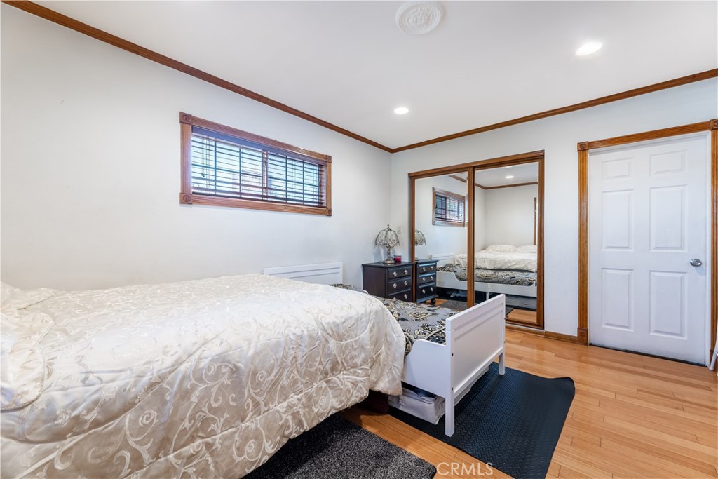 11203 Sheldon Street Property Photo 13