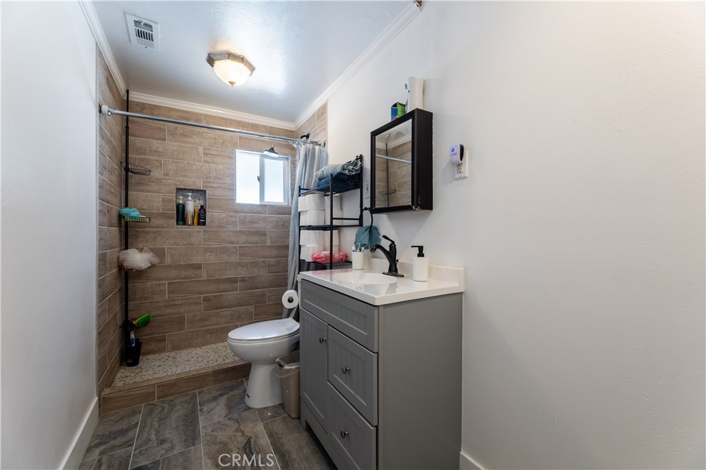 11203 Sheldon Street Property Photo 23