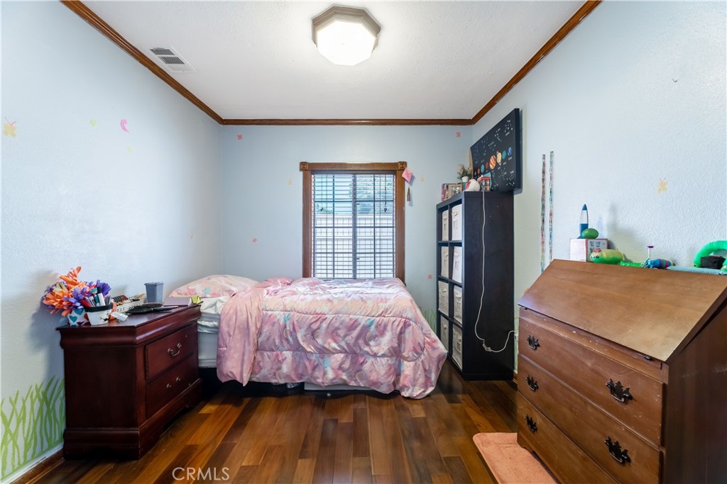 11203 Sheldon Street Property Photo 26