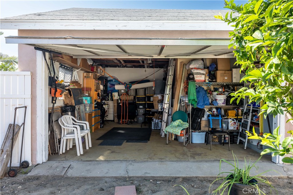 11203 Sheldon Street Property Photo 35