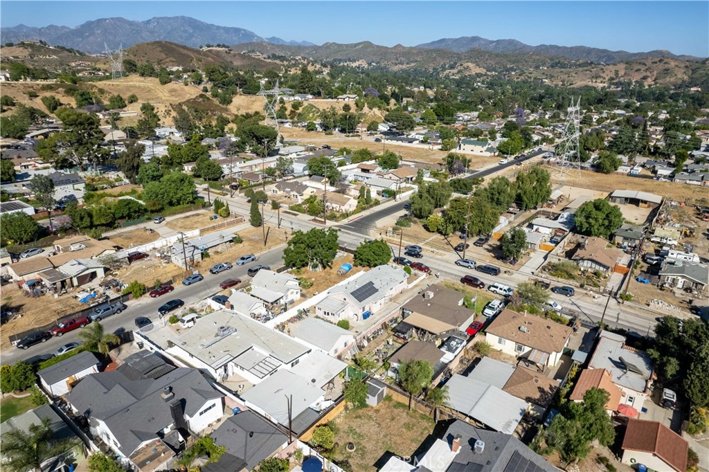 11203 Sheldon Street Property Photo 49