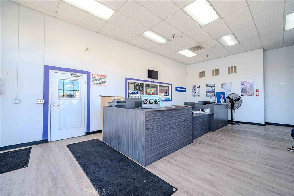 14010 Palm Dr Property Photo 7