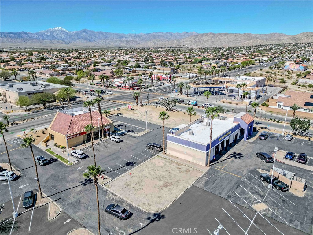 14010 Palm Dr Property Photo 11