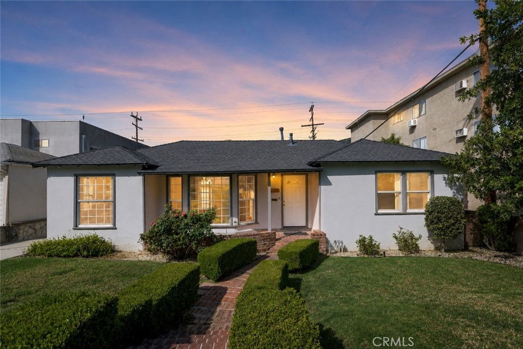 2111 N Verdugo Property Photo 1