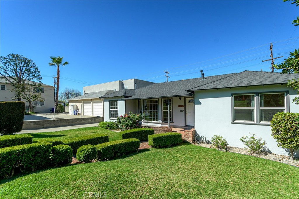 2111 N Verdugo Property Photo 5