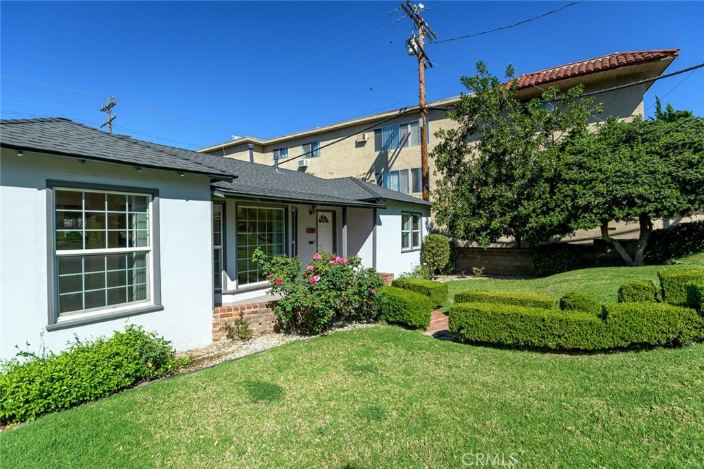 2111 N Verdugo Property Photo 8