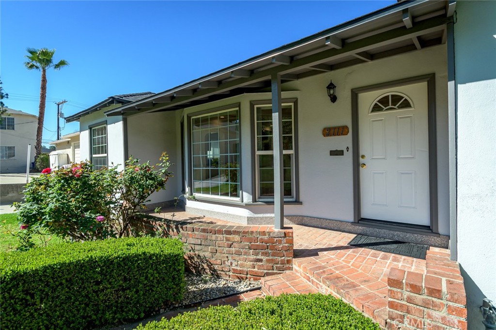 2111 N Verdugo Property Photo 10