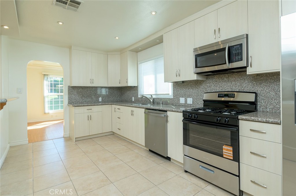 2111 N Verdugo Property Photo 20