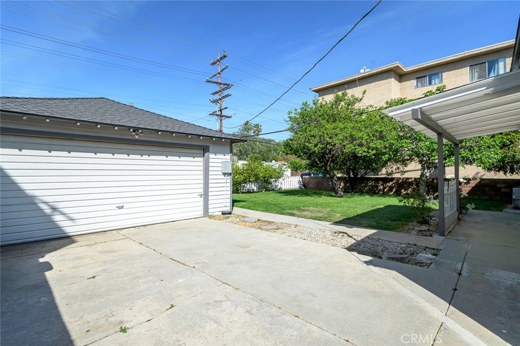 2111 N Verdugo Property Photo 43