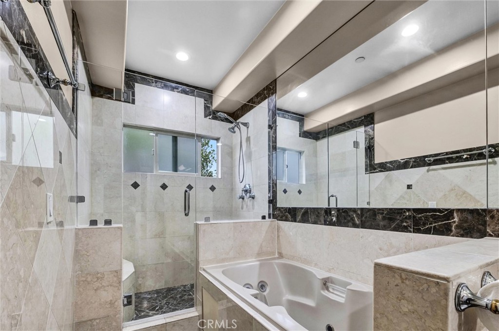 876 Harrington Property Photo 40