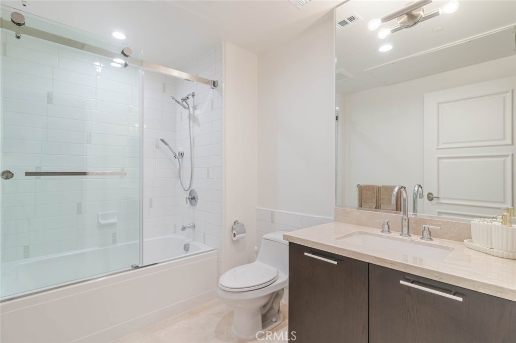 352 Caruso Avenue Property Photo 26