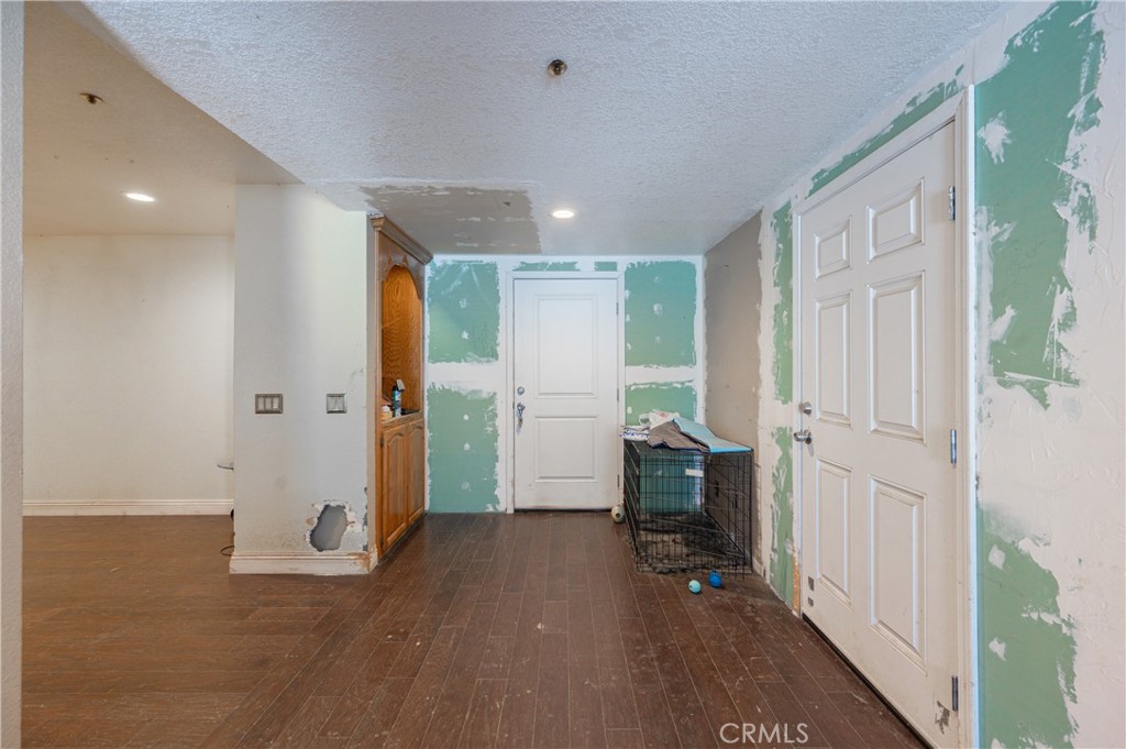 8138 Clayvale Property Photo 5