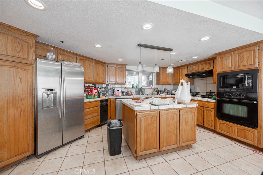 8138 Clayvale Property Photo 7