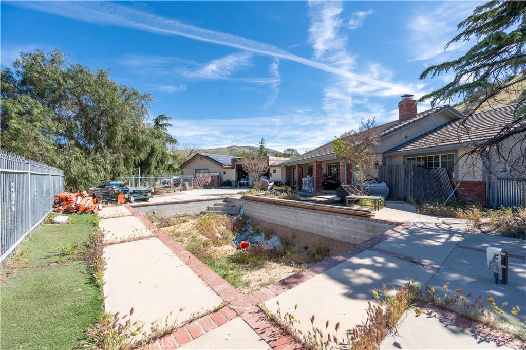 8138 Clayvale Property Photo 25