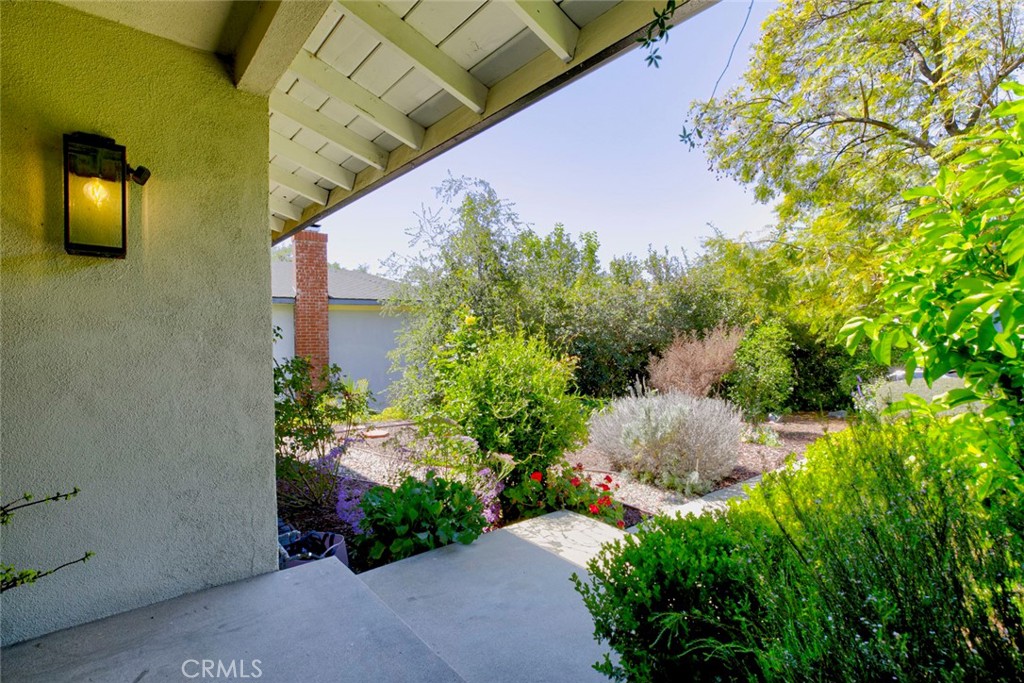 650 Sierra Meadows Property Photo 7