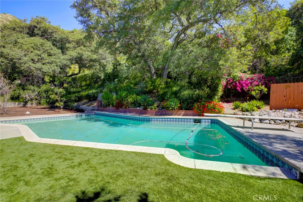 650 Sierra Meadows Property Photo 46