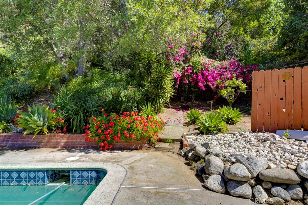 650 Sierra Meadows Property Photo 47
