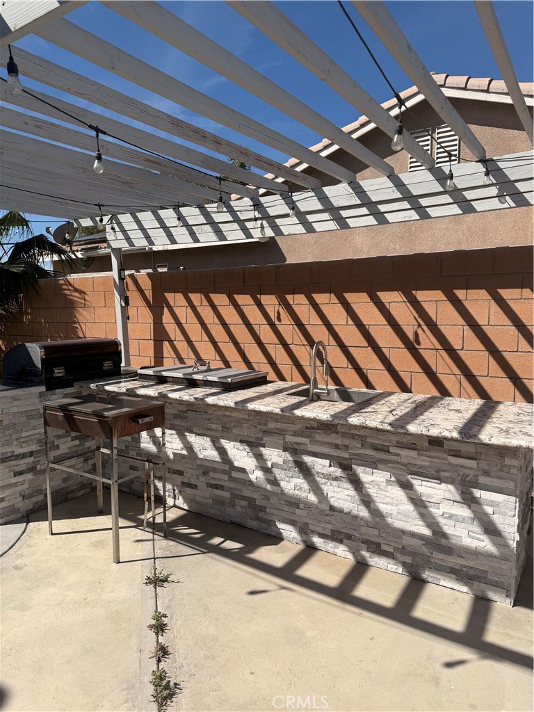 68792 Ridge Crest Property Photo 2