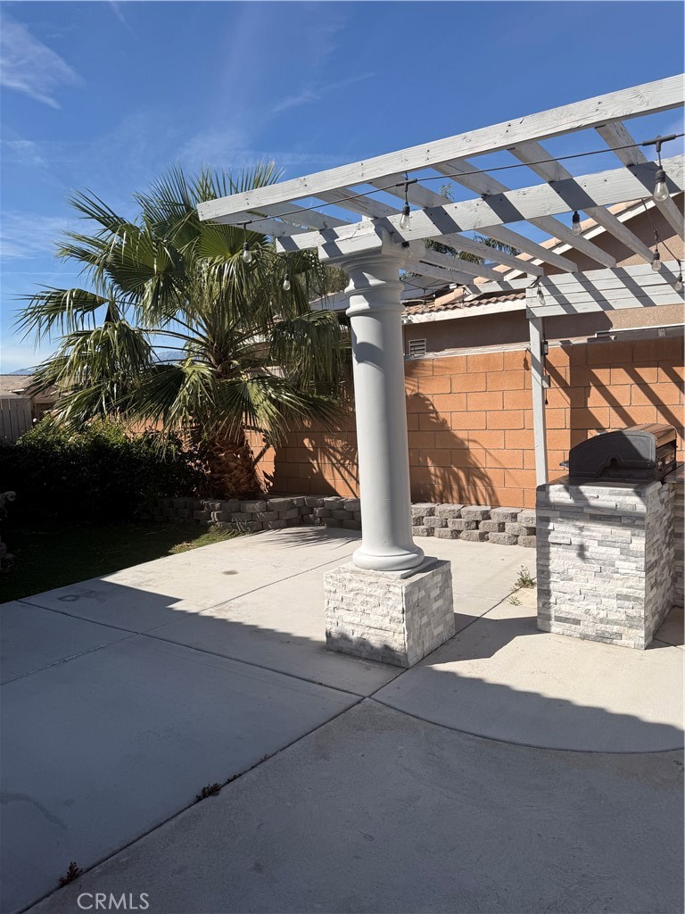 68792 Ridge Crest Property Photo 3