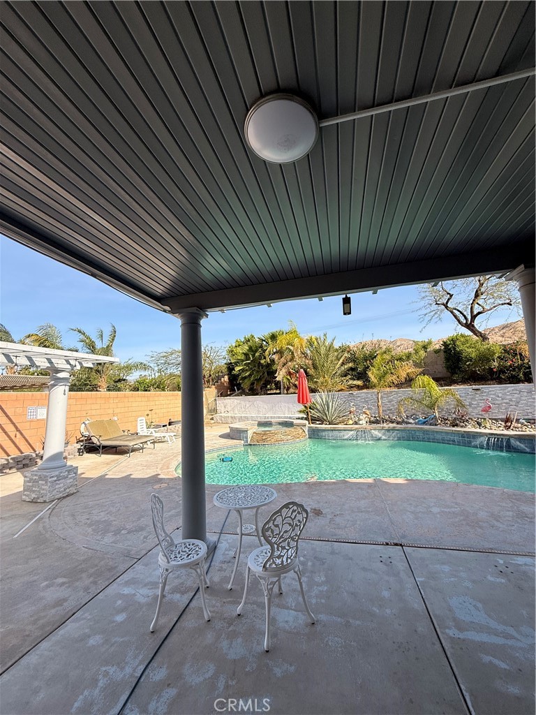 68792 Ridge Crest Property Photo 17