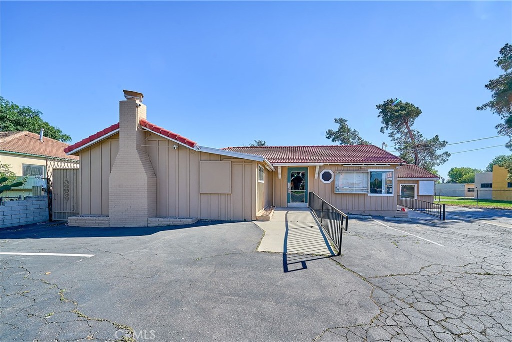 5430 Arlington Avenue Property Photo 1
