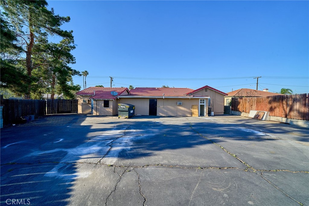 5430 Arlington Avenue Property Photo 2