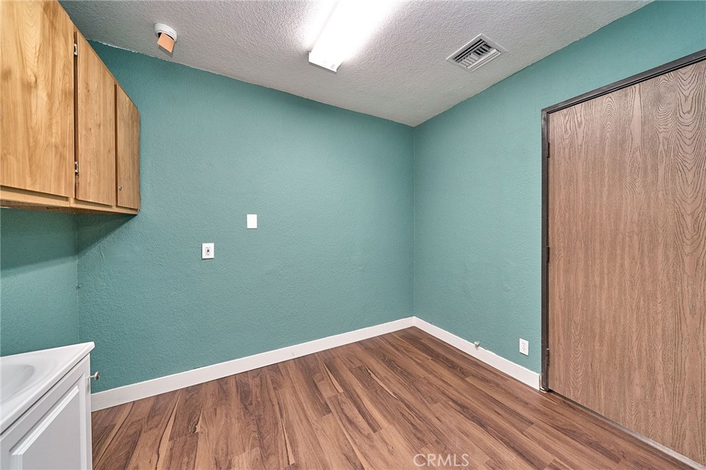 5430 Arlington Avenue Property Photo 11